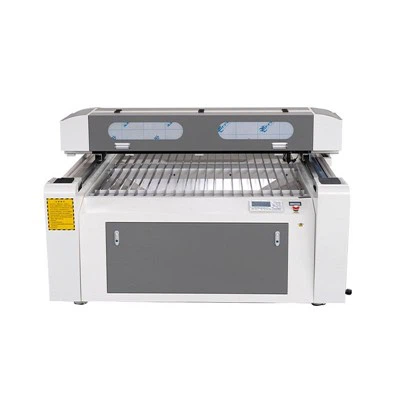 Stor trägraveringsmaskin